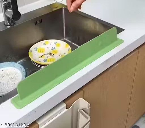 Kitchen Sink Splash Guard